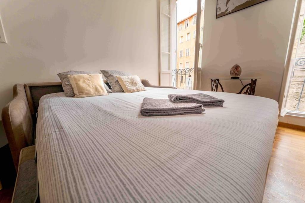 Au Coeur Du Vieux-nice 2 Pieces Proche De La Appartement